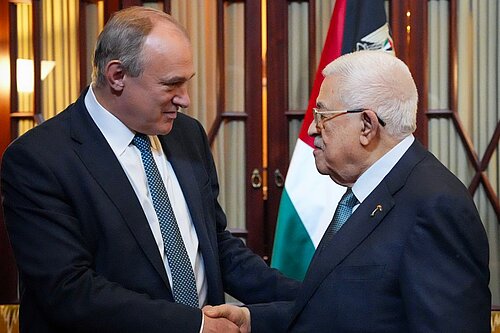 Ed Davey meets PA President Abbas in London